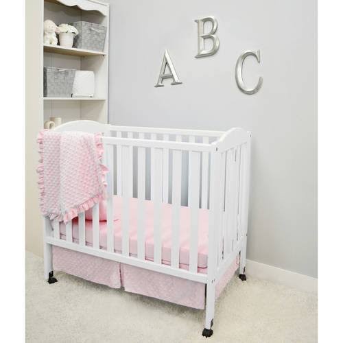 American Baby Company Heavenly Soft Minky Dot 3 - Piece Mini/Portable Crib Bedding Set, Pink